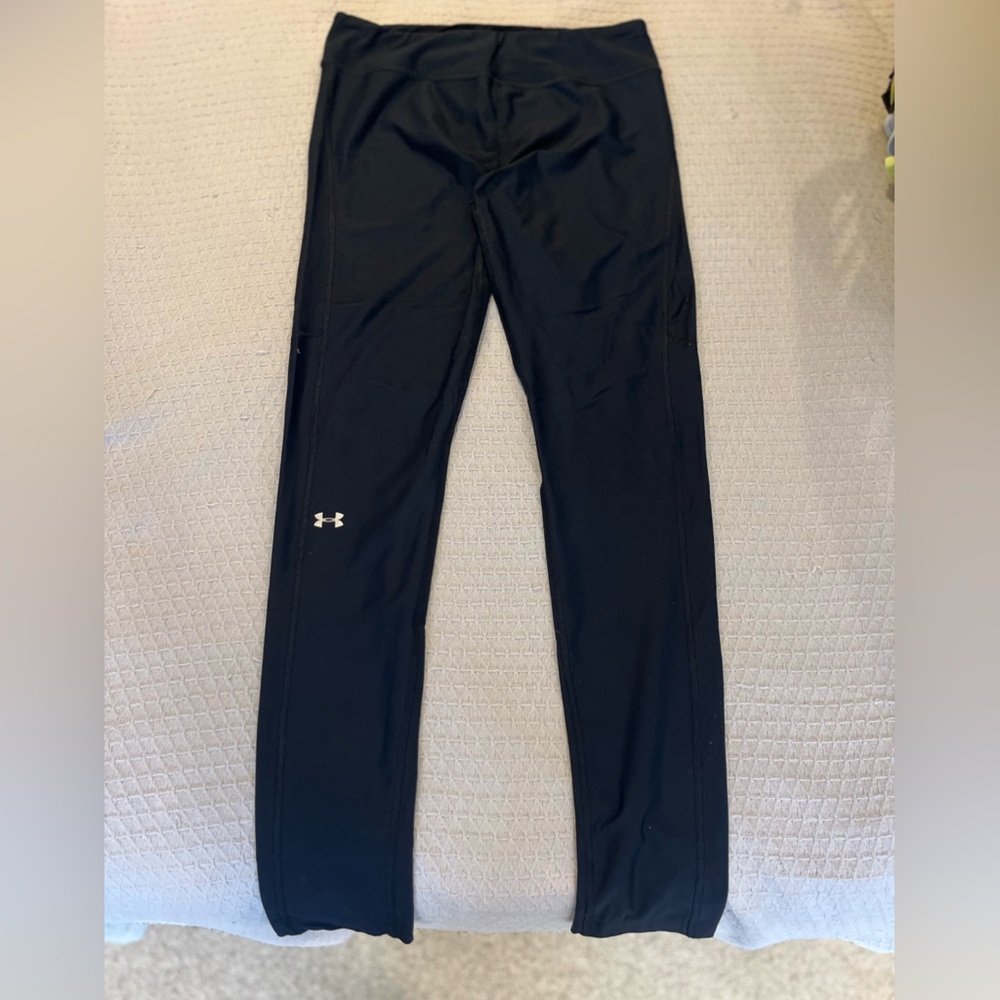Under Armour black compression leggings